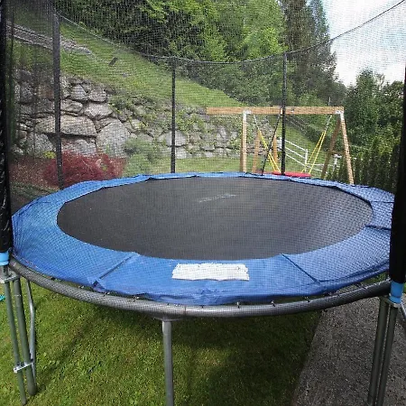 Komfortappartement 5 Mit 2 Schlafzimmern Und Terrasse *