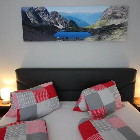 Komfortappartement 5 Mit 2 Schlafzimmern Und Terrasse * Ausserfragant